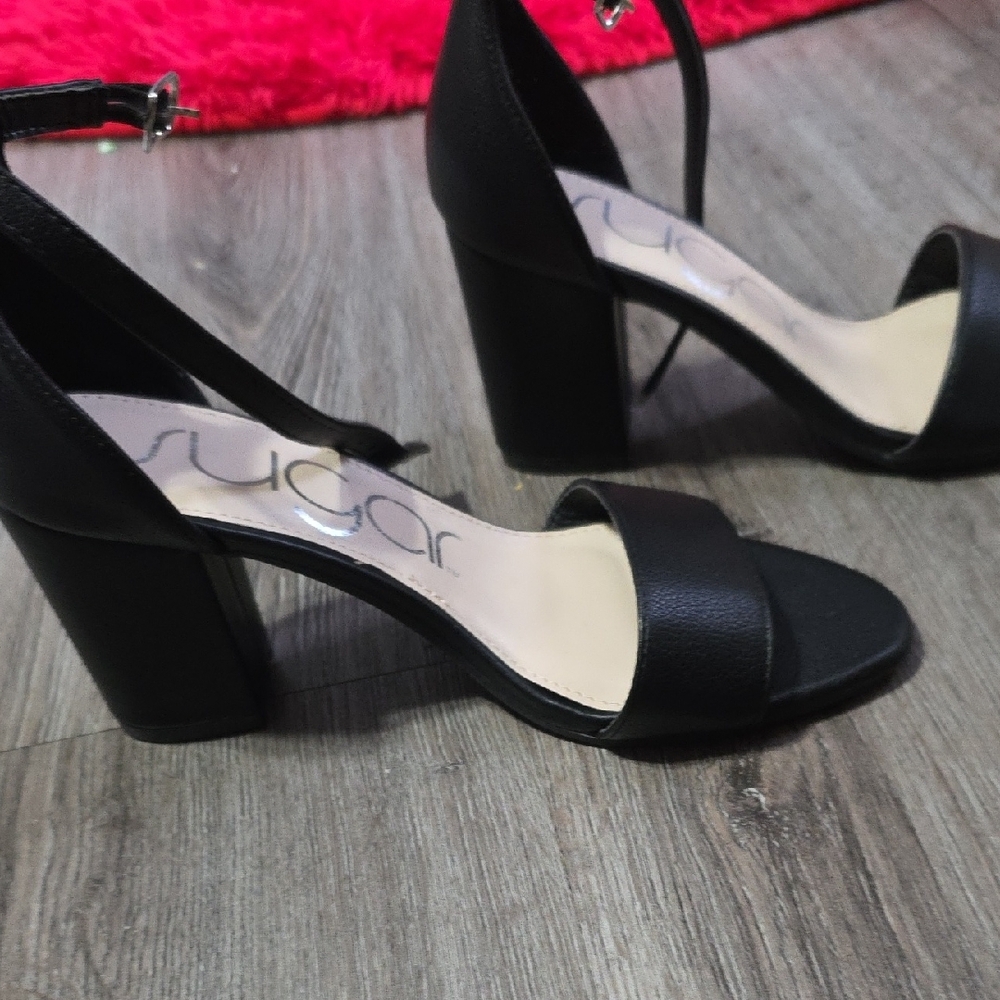 Sugar Black Block Heel Sandals with Ankle Strap - Picture 2 of 4